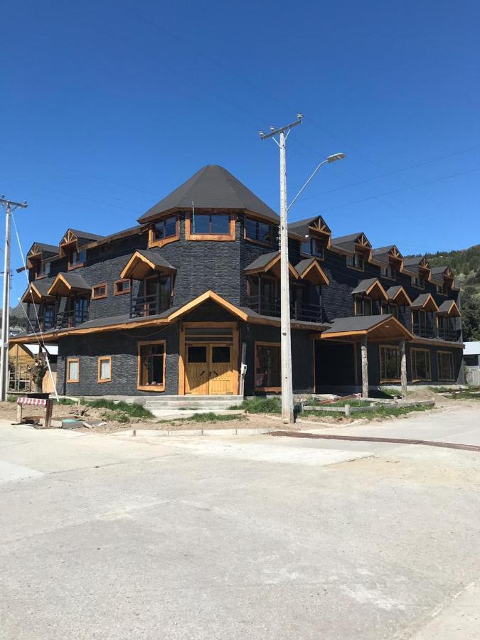 Apart Hotel Y Cabanas Valle Exploradores Пуерто Транкило Екстериор снимка